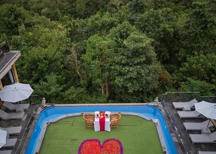 Abasan Hill And 4* Toyapakeh